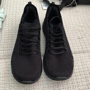 APL Black Sneakers Minimalist Design 13